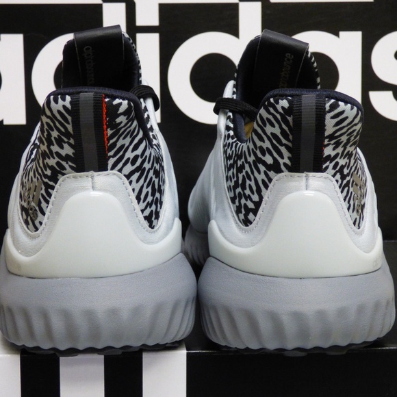 New! Adidas Alphabounce Mens Running Training Shoe - Picture 3 of 8